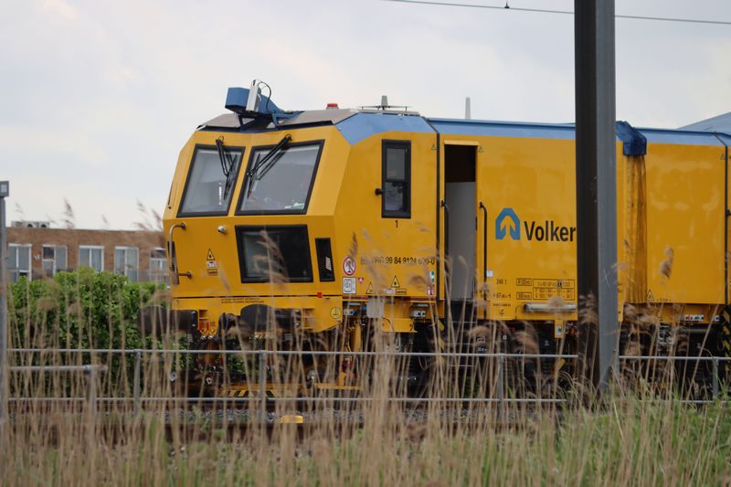 De nieuwe stopmachine van VolkerRail voor de eerste keer ingezet